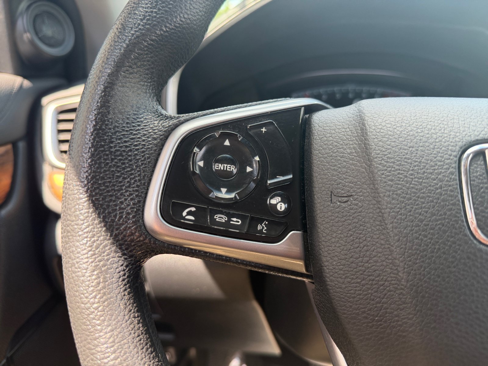 Certified Used 2022 Gray Honda EX image 11
