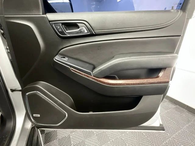Used 2019 Silver GMC SLE image 13