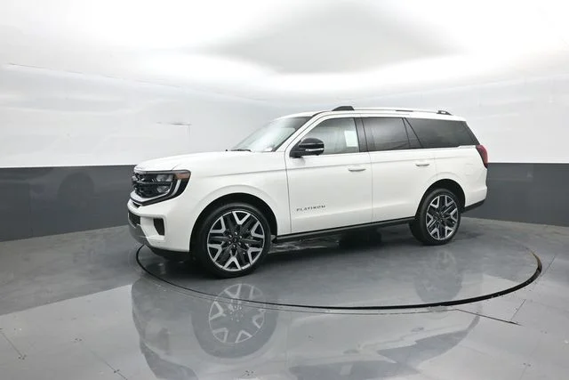 New 2026 Star White Metallic Tri-Coat Ford Platinum® image 4