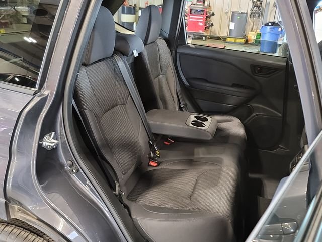 Used 2025 Gray Metallic Subaru Premium image 35