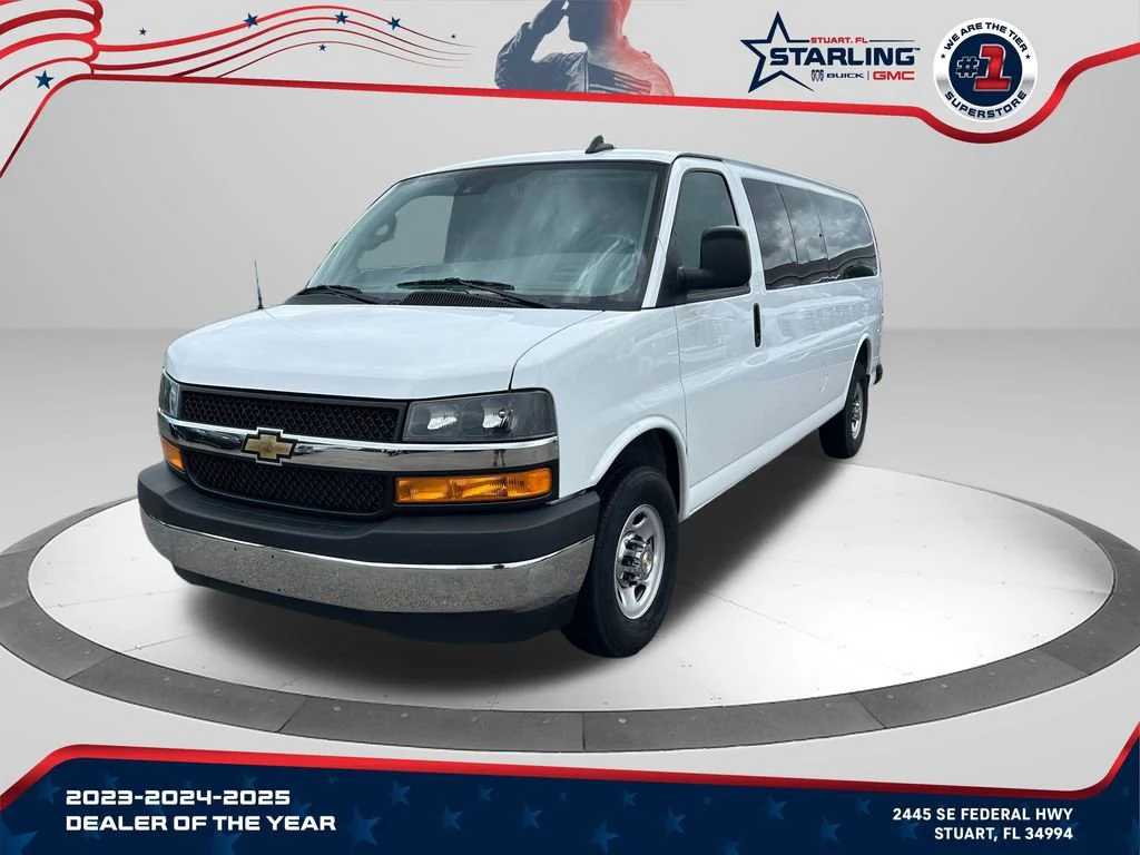 2024 Chevrolet Express 3500 LT Extended's photo