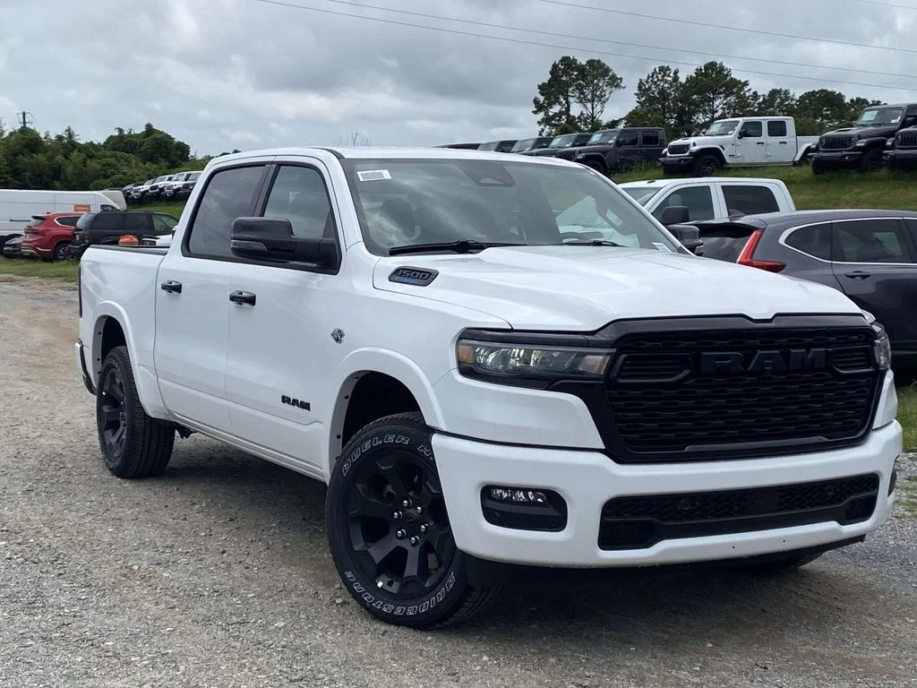 New 2026 Bright White Clearcoat RAM Big Horn/Lone Star image 32
