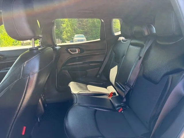 Used 2025 White Jeep Trailhawk image 24
