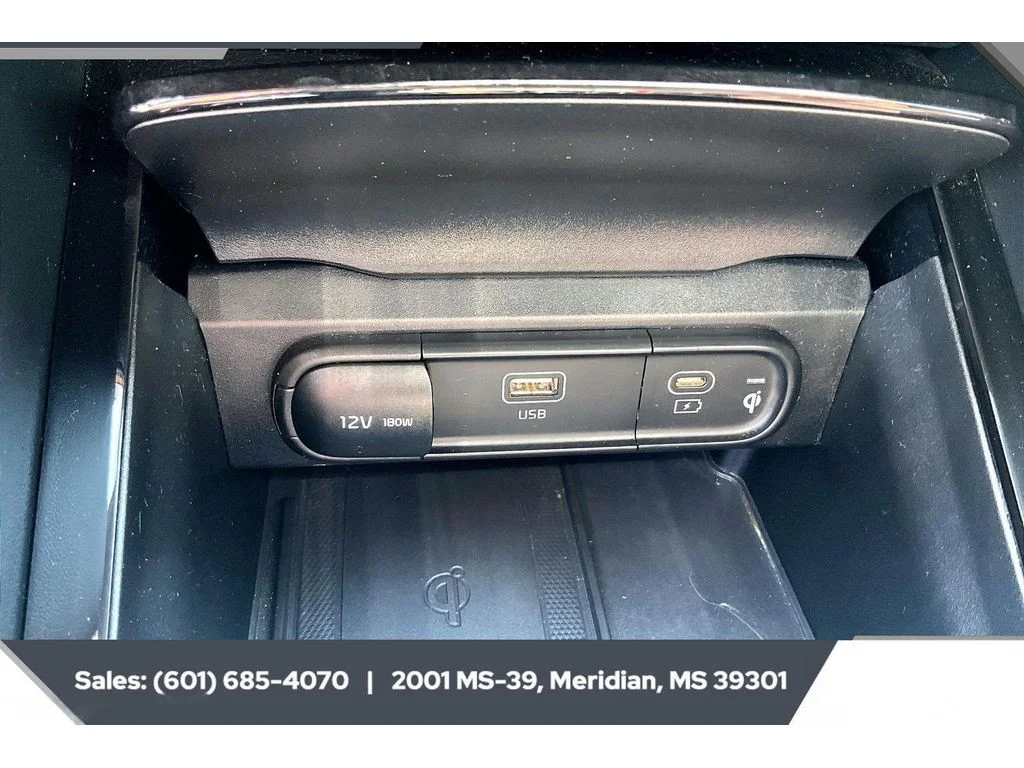 Used 2023 Midnight Lake Blue Kia SX image 24