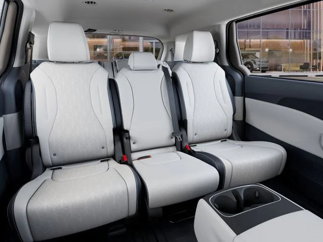 2026 Kia Carnival EX - Photo 17