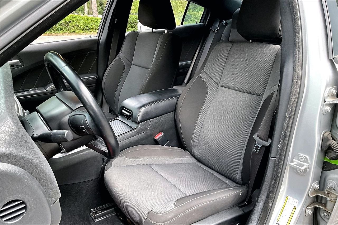 Used 2020 Silver Dodge SXT image 18