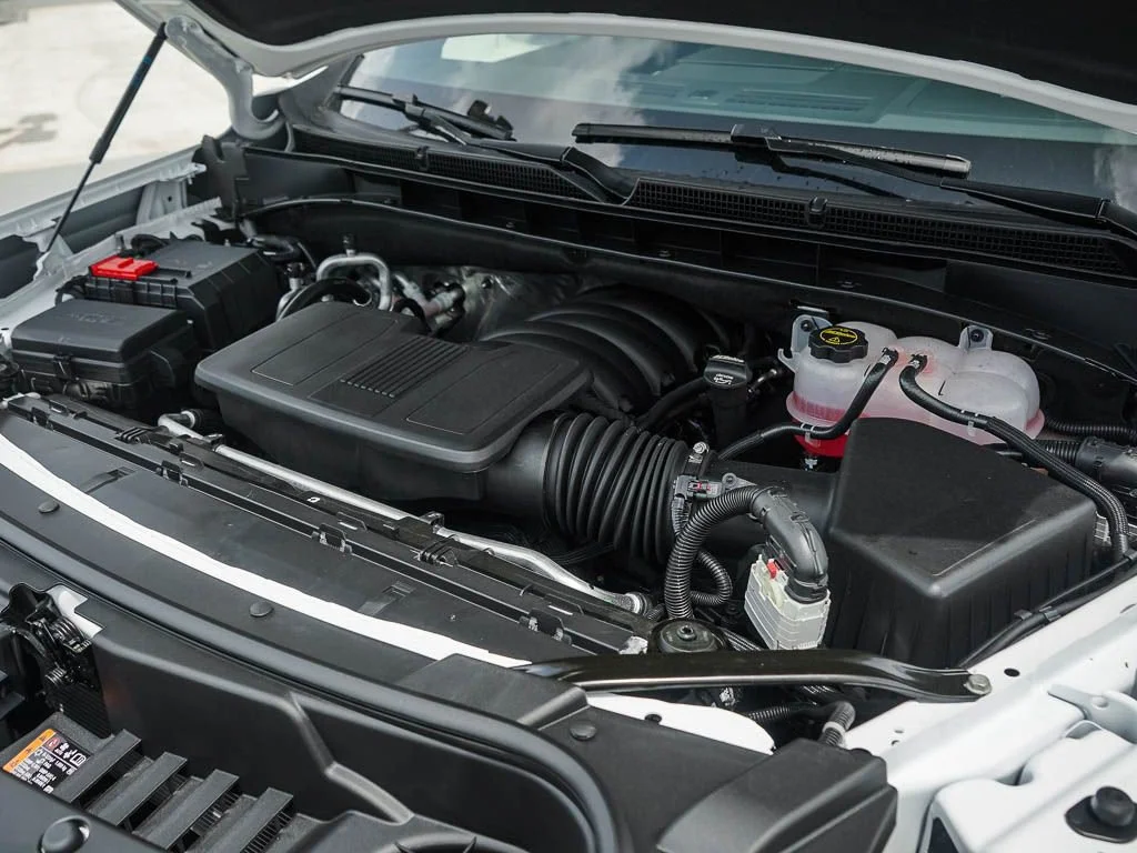 New 2026 Summit White GMC Elevation image 7