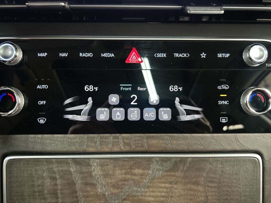 Used 2026 Gray Genesis 2.5T Select image 19