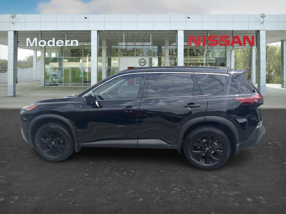 Used 2023 Super Black Nissan SV image 2