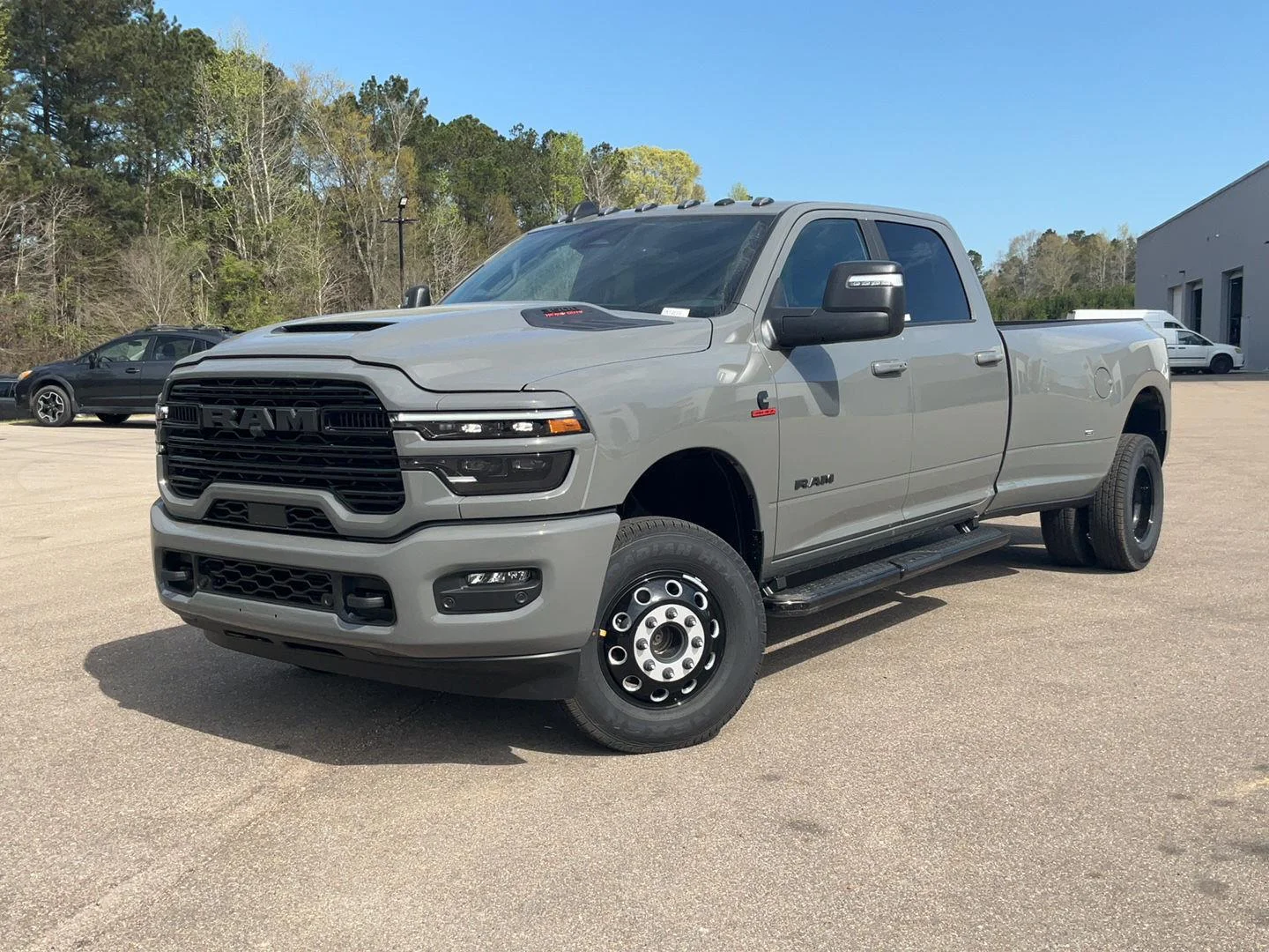 2026 RAM 3500 Laramie 4X4 Crew Cab LWB's photo