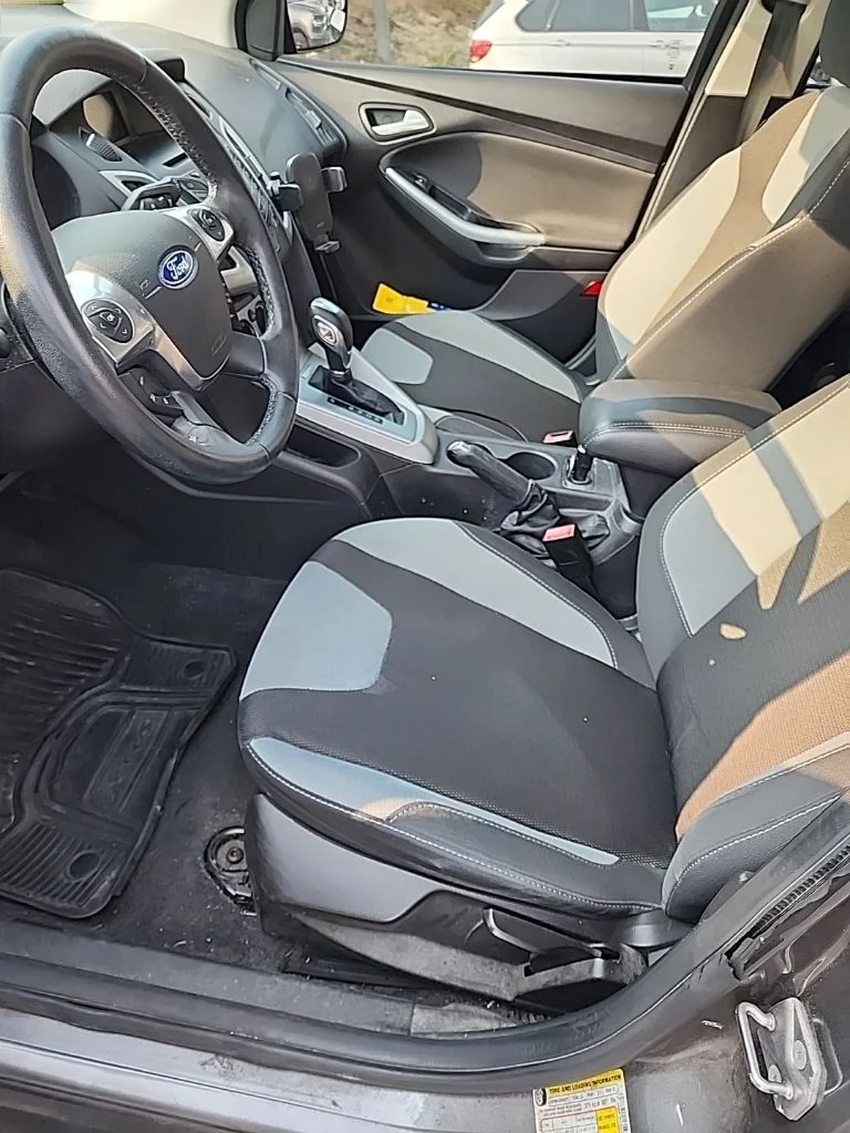 Used 2012 Sterling Gray Metallic Ford SE image 6