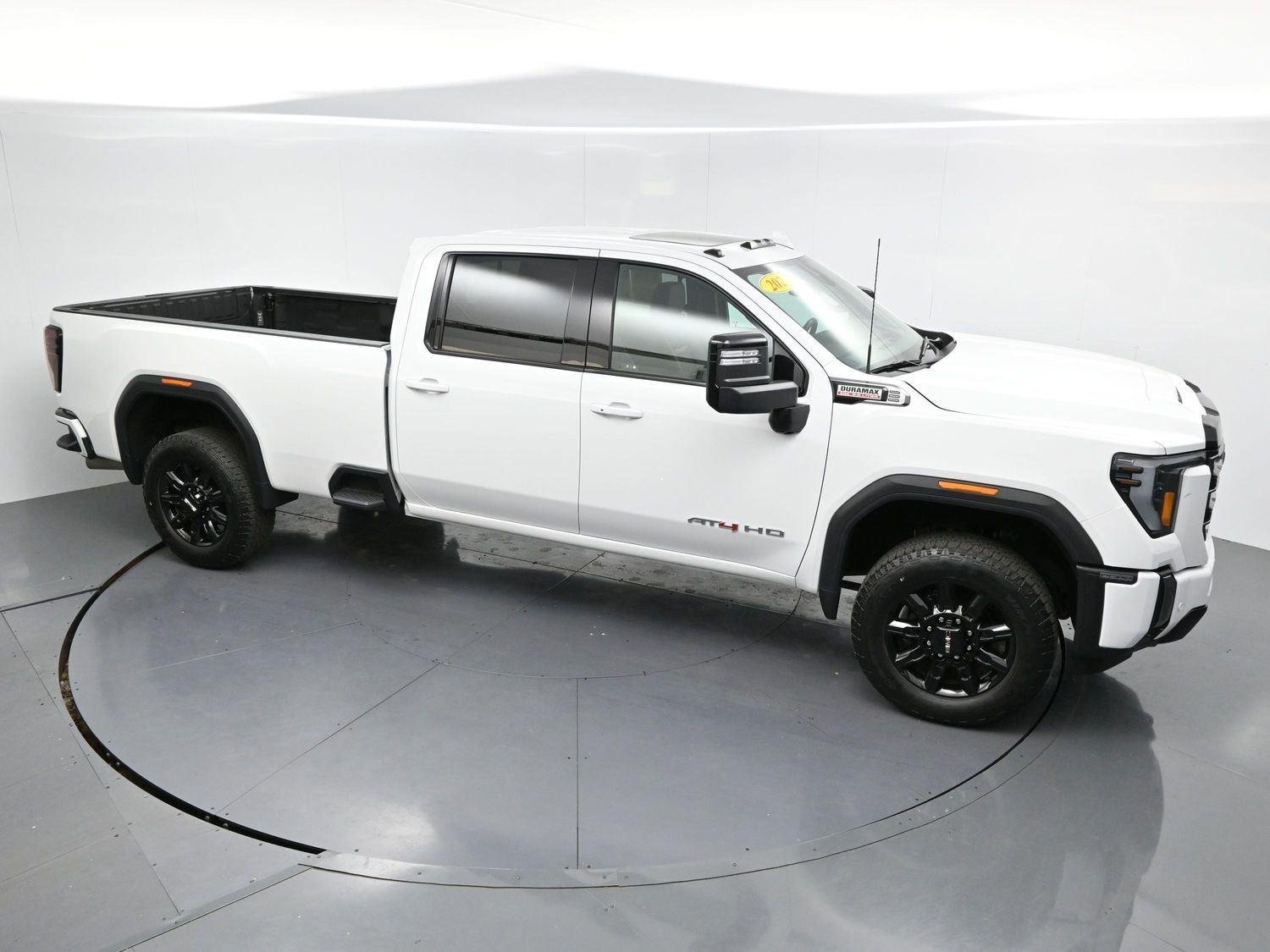 Used 2024 Summit White GMC AT4 image 40