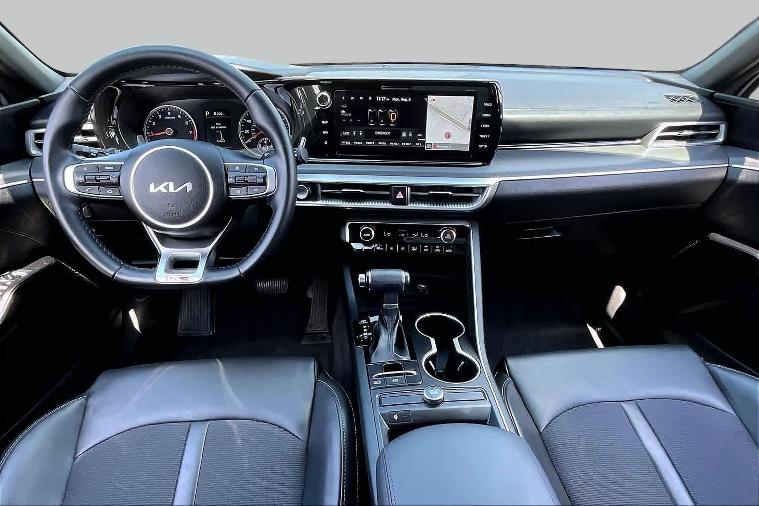 Used 2022 Wolf Gray Kia GT-Line image 14