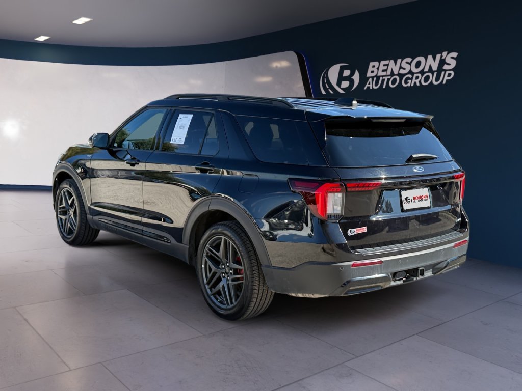 Used 2025 Black Ford ST-Line image 3
