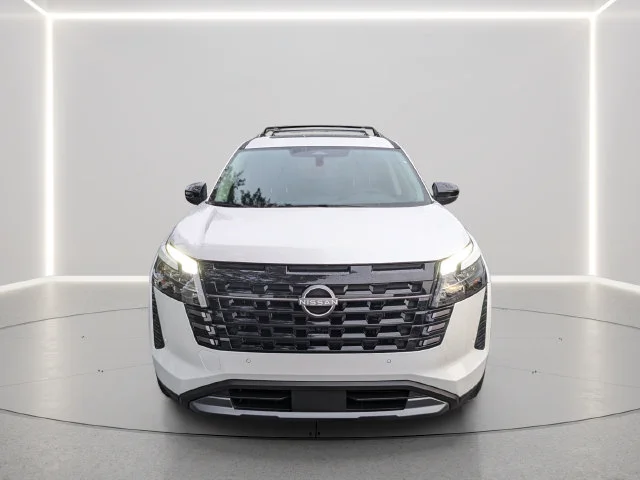 New 2026 Everest White Pearl TriCoat Nissan SL image 6