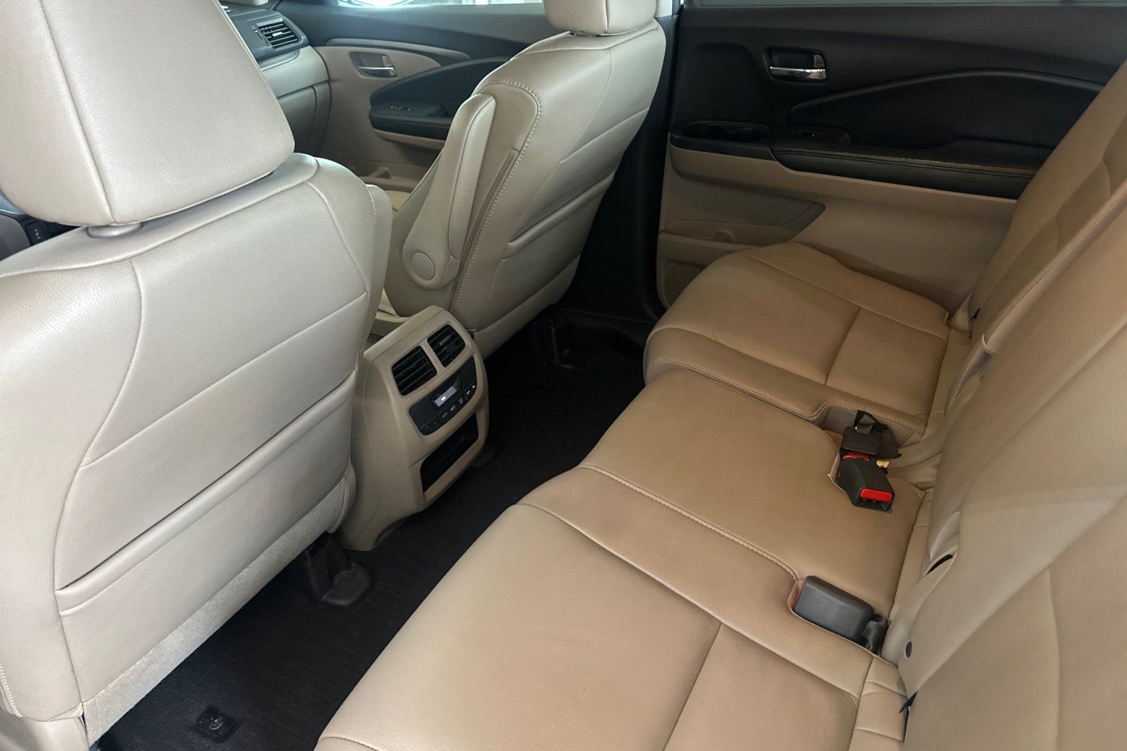 Used 2016 White Honda EX-L image 13