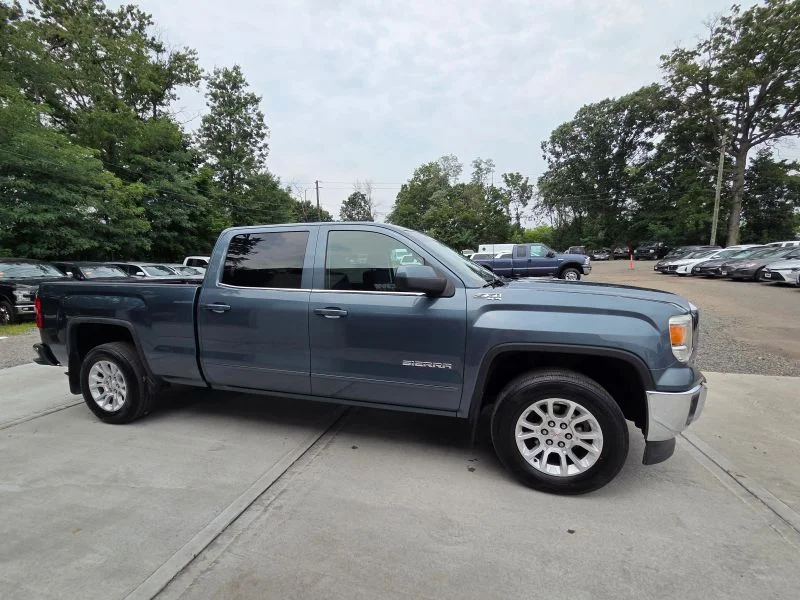 Used 2014 Blue GMC SLE Pickup 4D 6 1/2 ft image 13