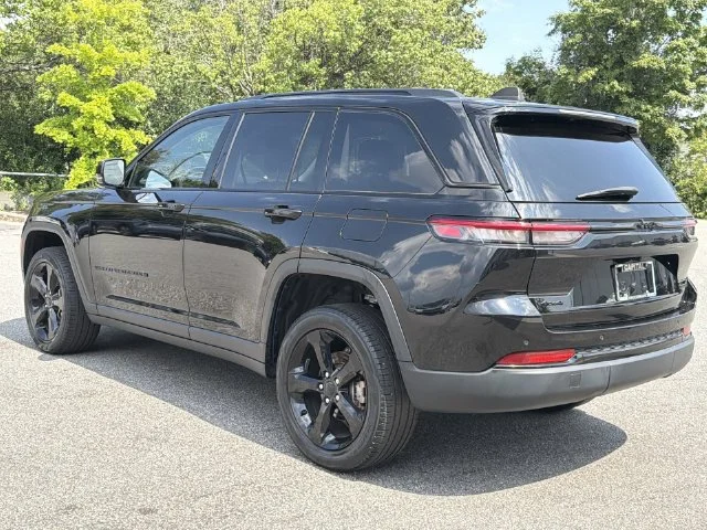 Used 2023 Black Jeep Limited image 11