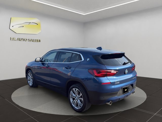 Used 2022 Phytonic Blue Metallic BMW xDrive28i image 5