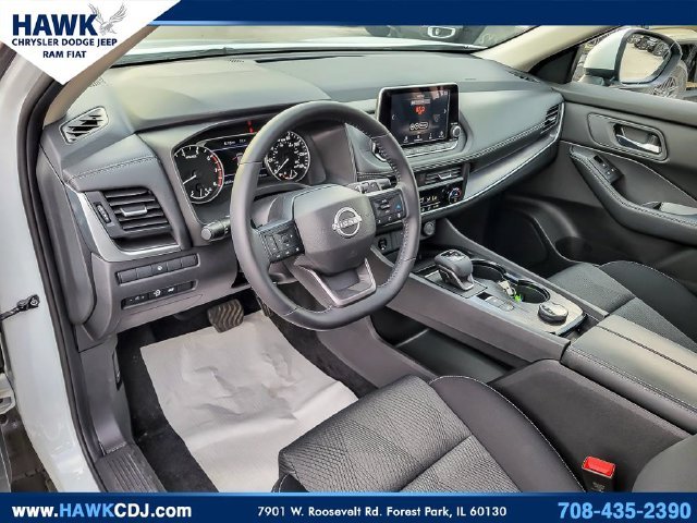 Used 2026 White Nissan SV image 9