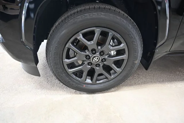 New 2026 Black Toyota Platinum image 39