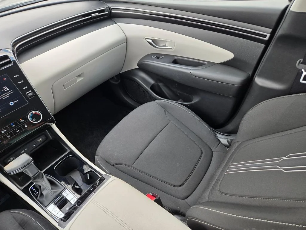 Used 2023 Gray Hyundai SEL image 18