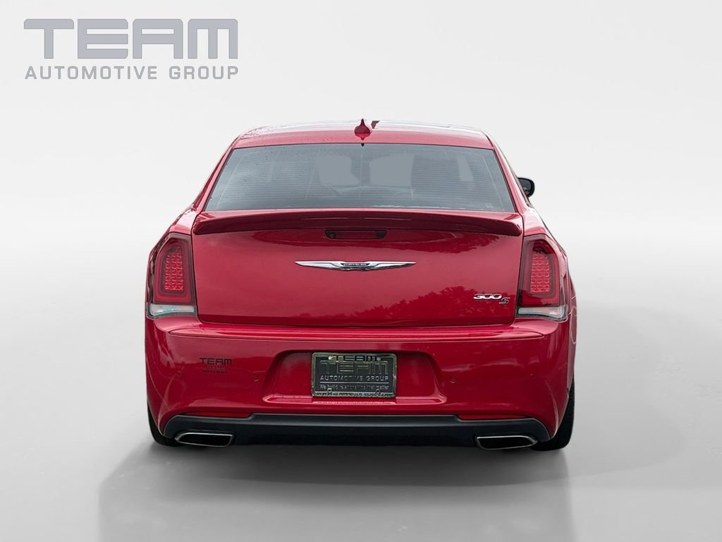 Certified Used 2018 Red Chrysler S image 6