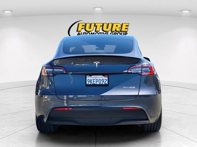 Used 2023  Tesla Performance image 5