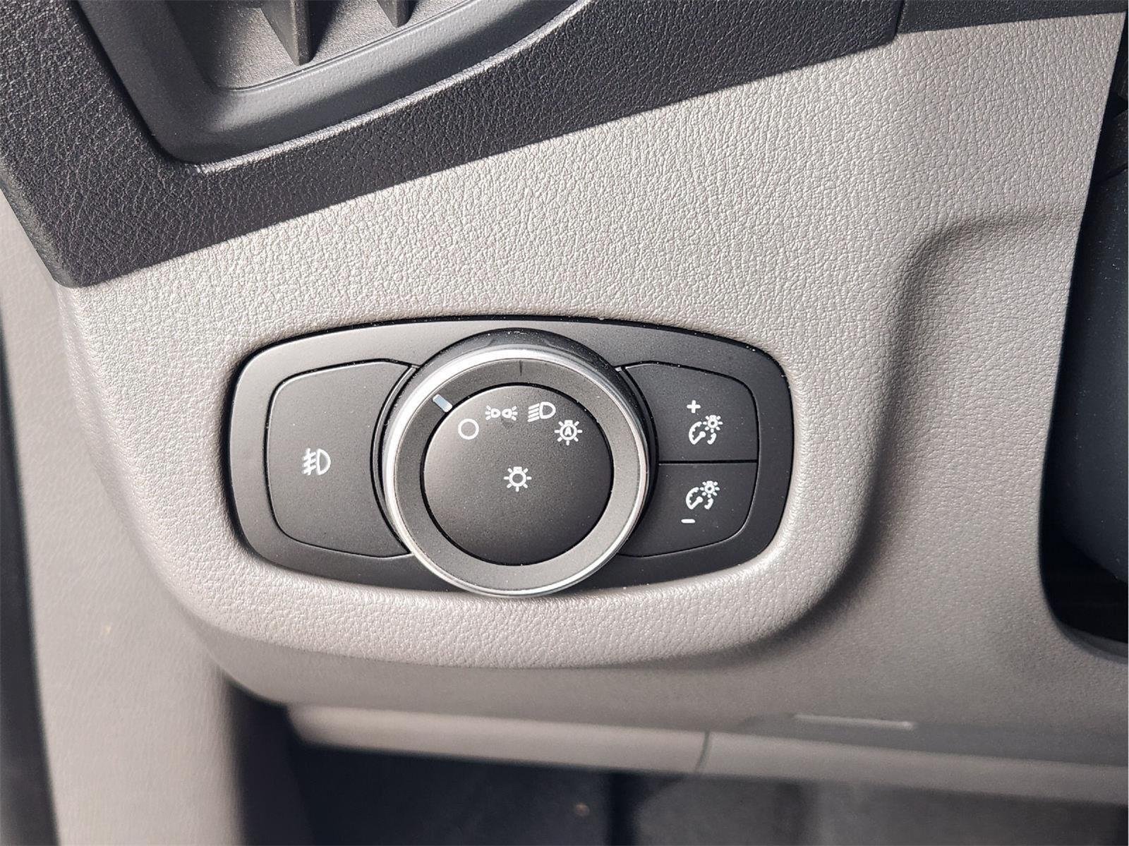 Used 2023 Frozen White Ford XLT image 22