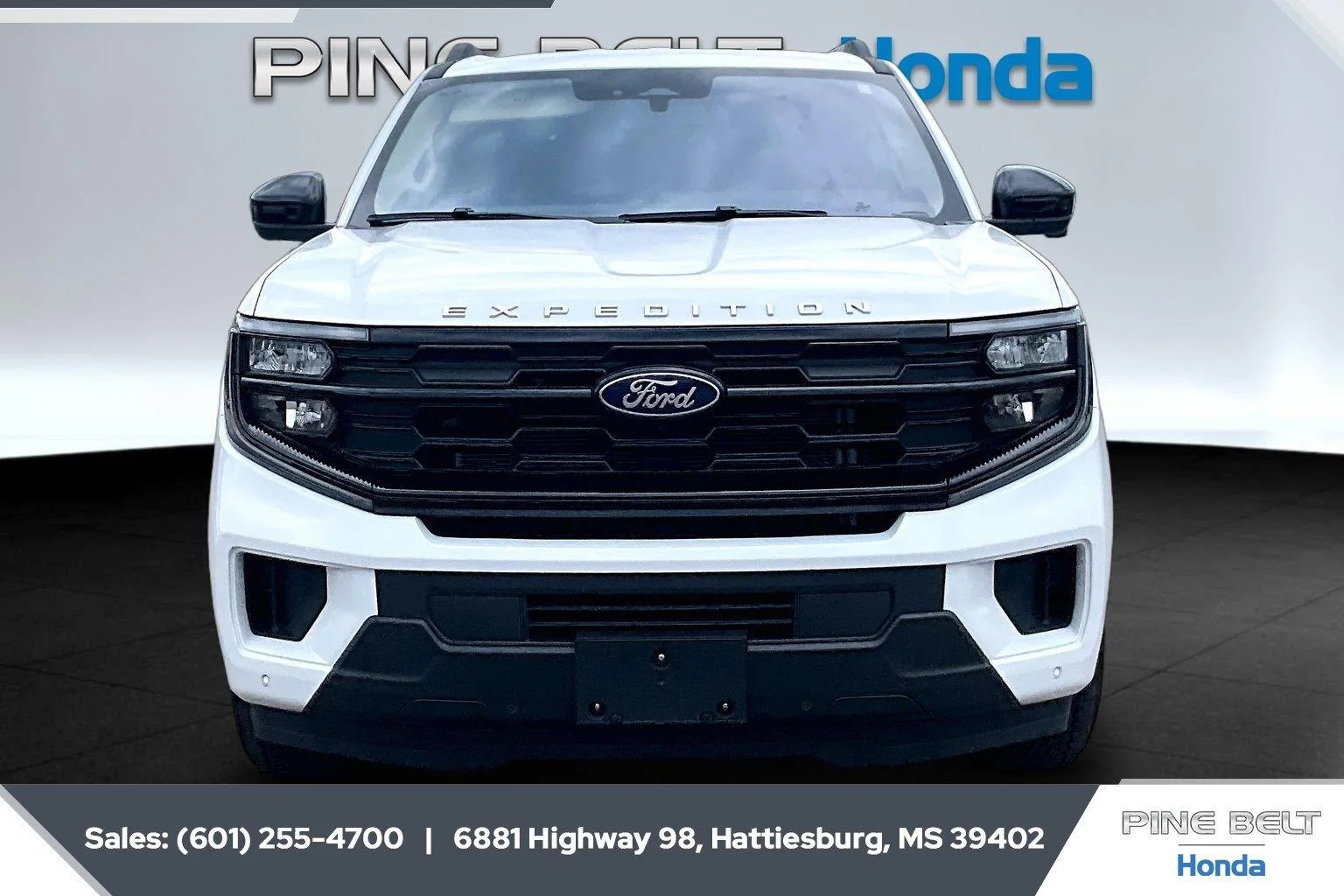 Used 2025 Oxford White Ford Active image 3