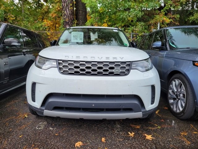 2024 Land Rover Discovery S photo 4