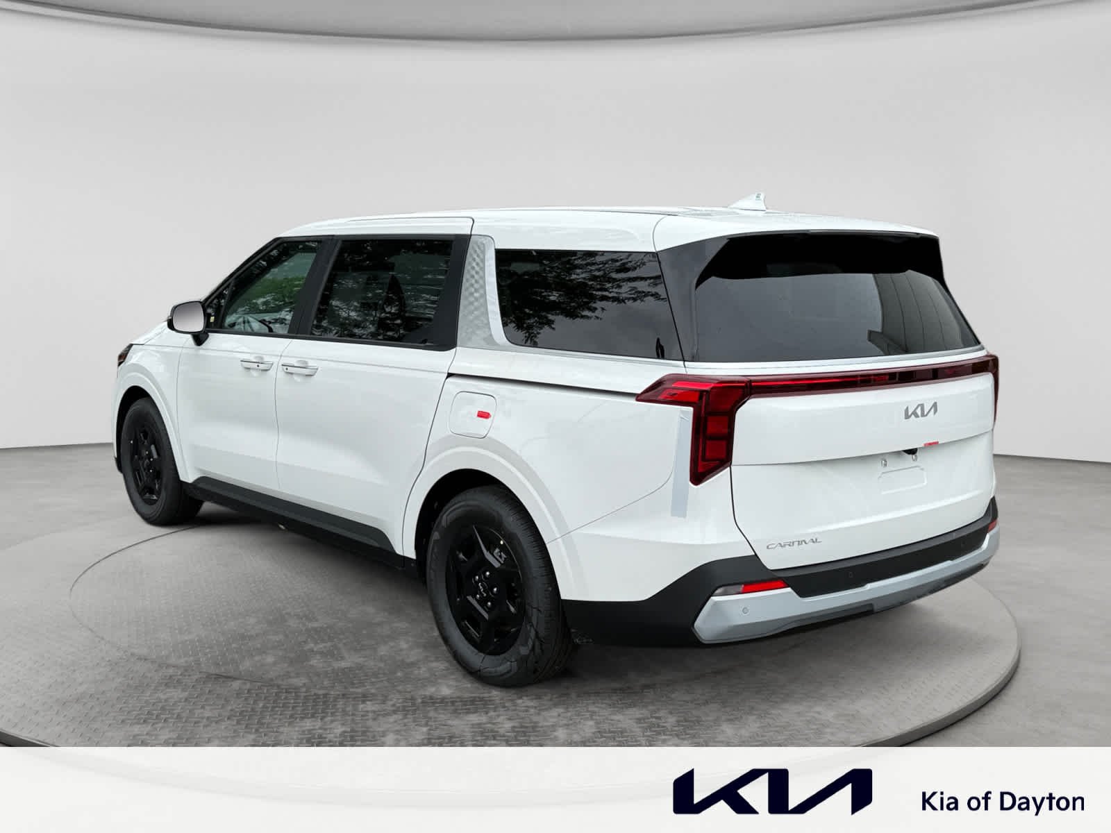 New 2026 Snow White Pearl Kia LXS image 7