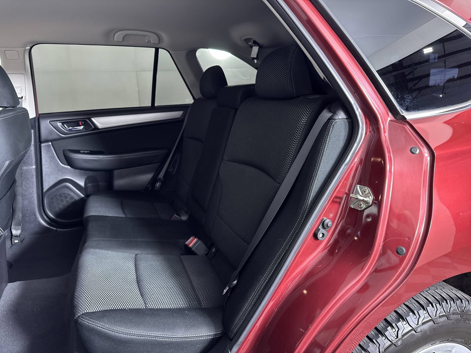 Used 2017 Venetian Red Pearl Subaru Premium image 22