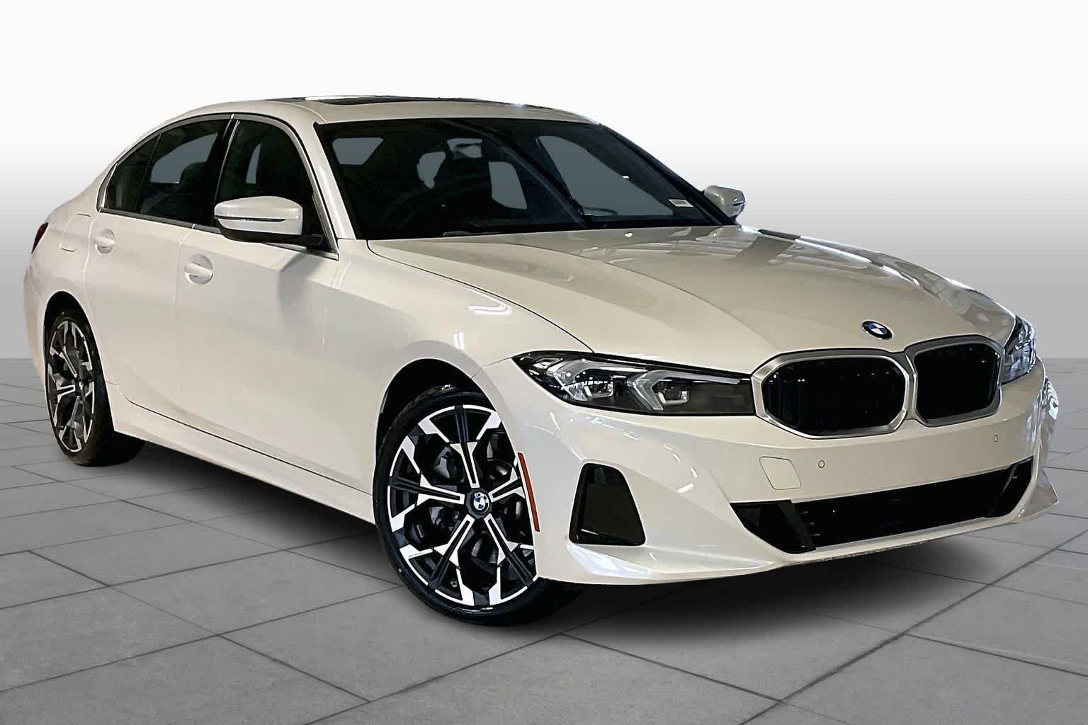 New 2026 Mineral White Metallic BMW 330i NA image 2