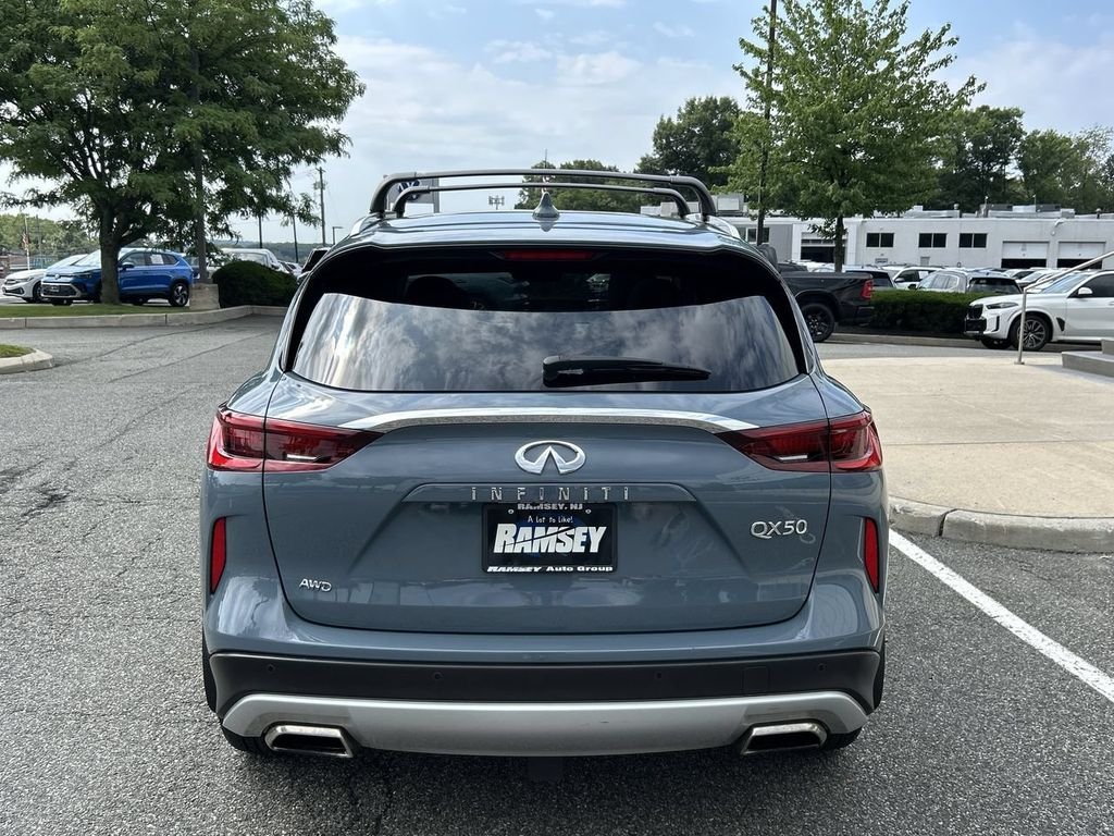 Certified Used 2023 Slate Gray INFINITI LUXE image 26