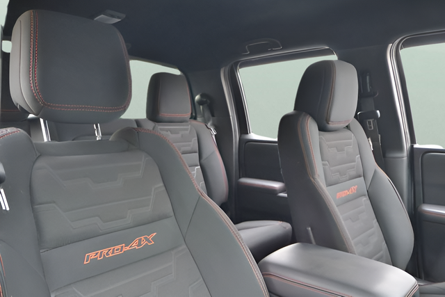 Used 2023 White Nissan PRO-4X image 20