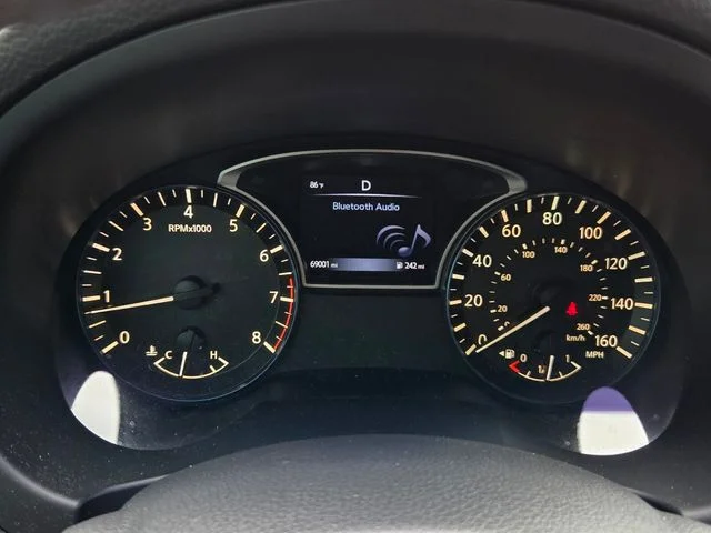 Used 2016 Black Nissan 2.5 SR image 20