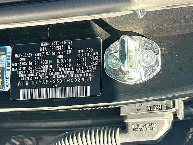 Certified Used 2026 Ebony Black Kia Wind image 34