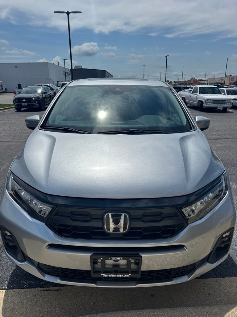 Used 2026 Silver Metallic Honda EX-L image 1
