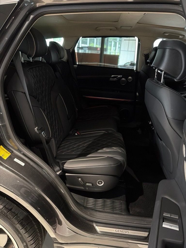 2024 GENESIS GV80 Standard - Photo 19