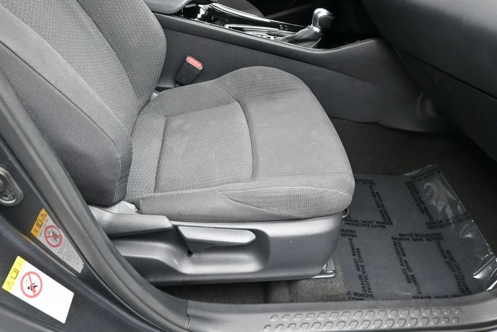 Used 2019 Magnetic Gray Metallic Toyota XLE image 35