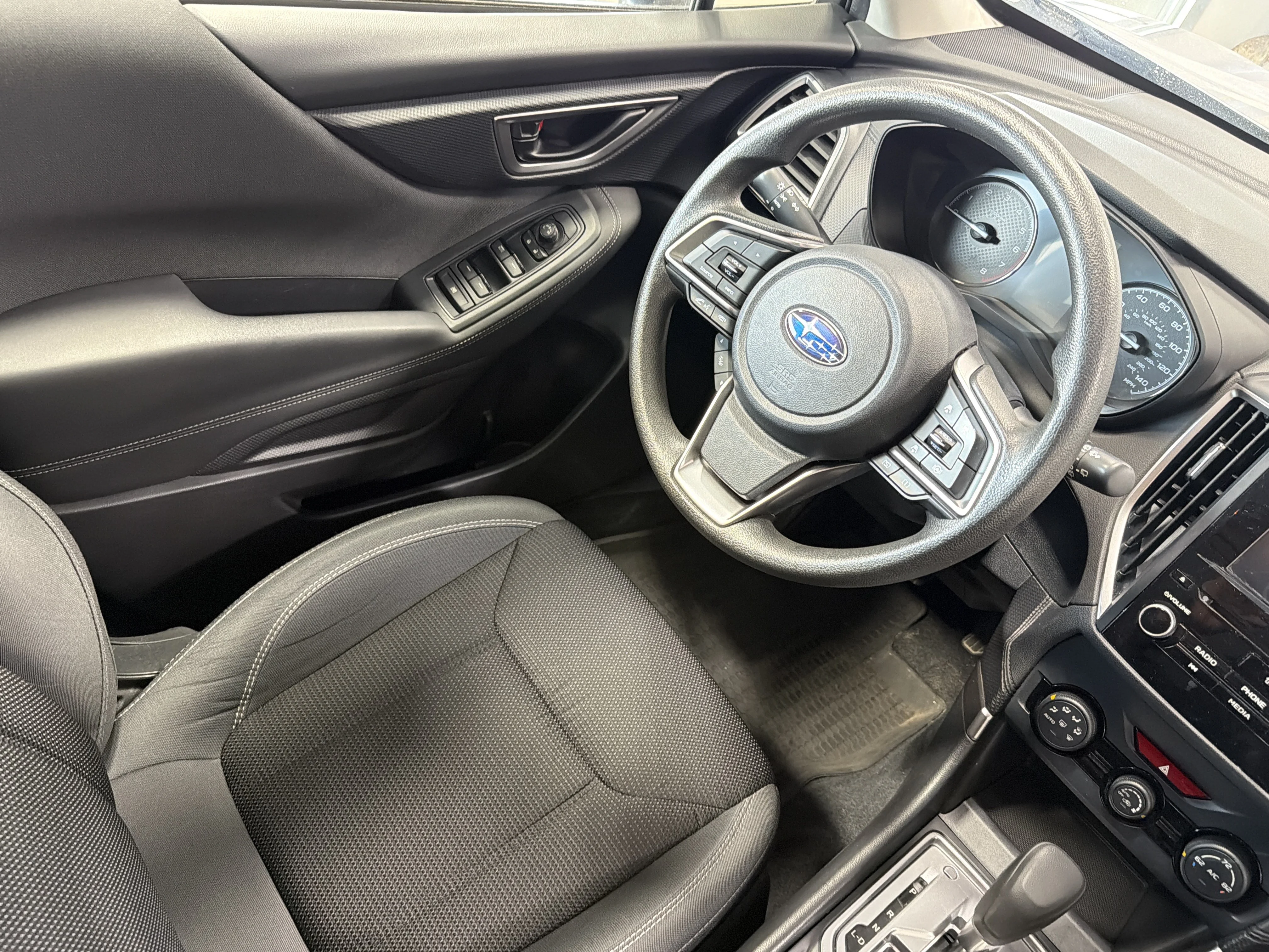 Used 2020 Ice Silver Metallic Subaru  image 9