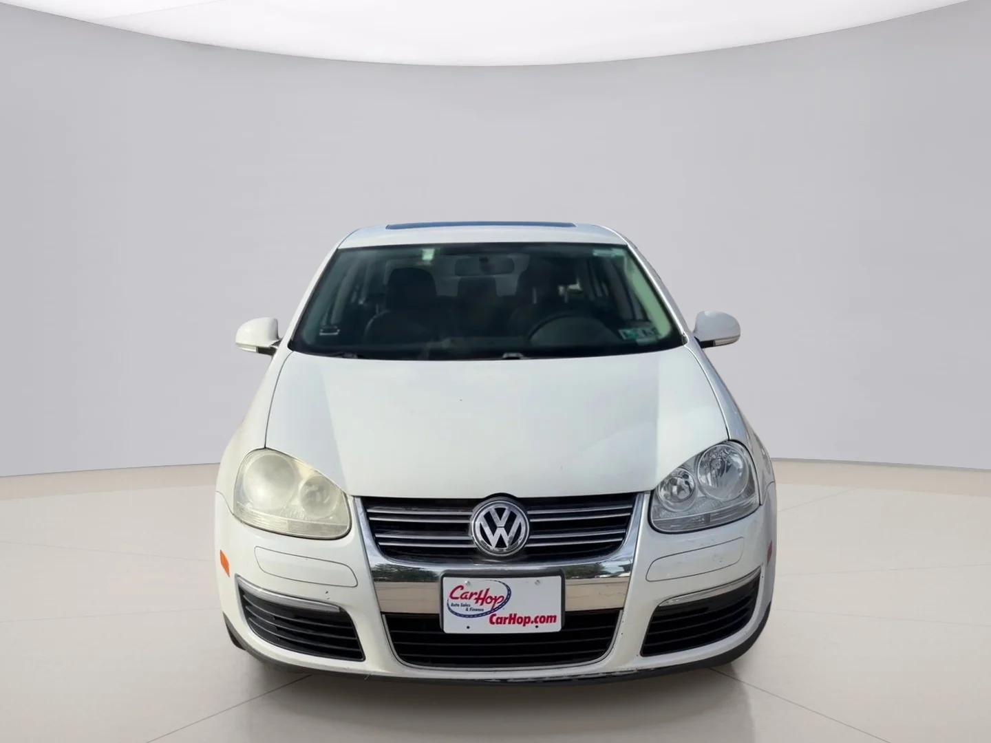 Used 2009 White Volkswagen SE image 8