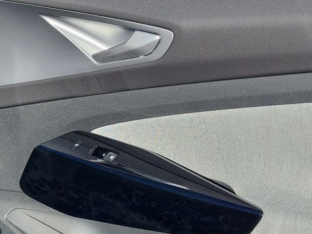 2026 Volkswagen ID.4 PRO - Photo 18