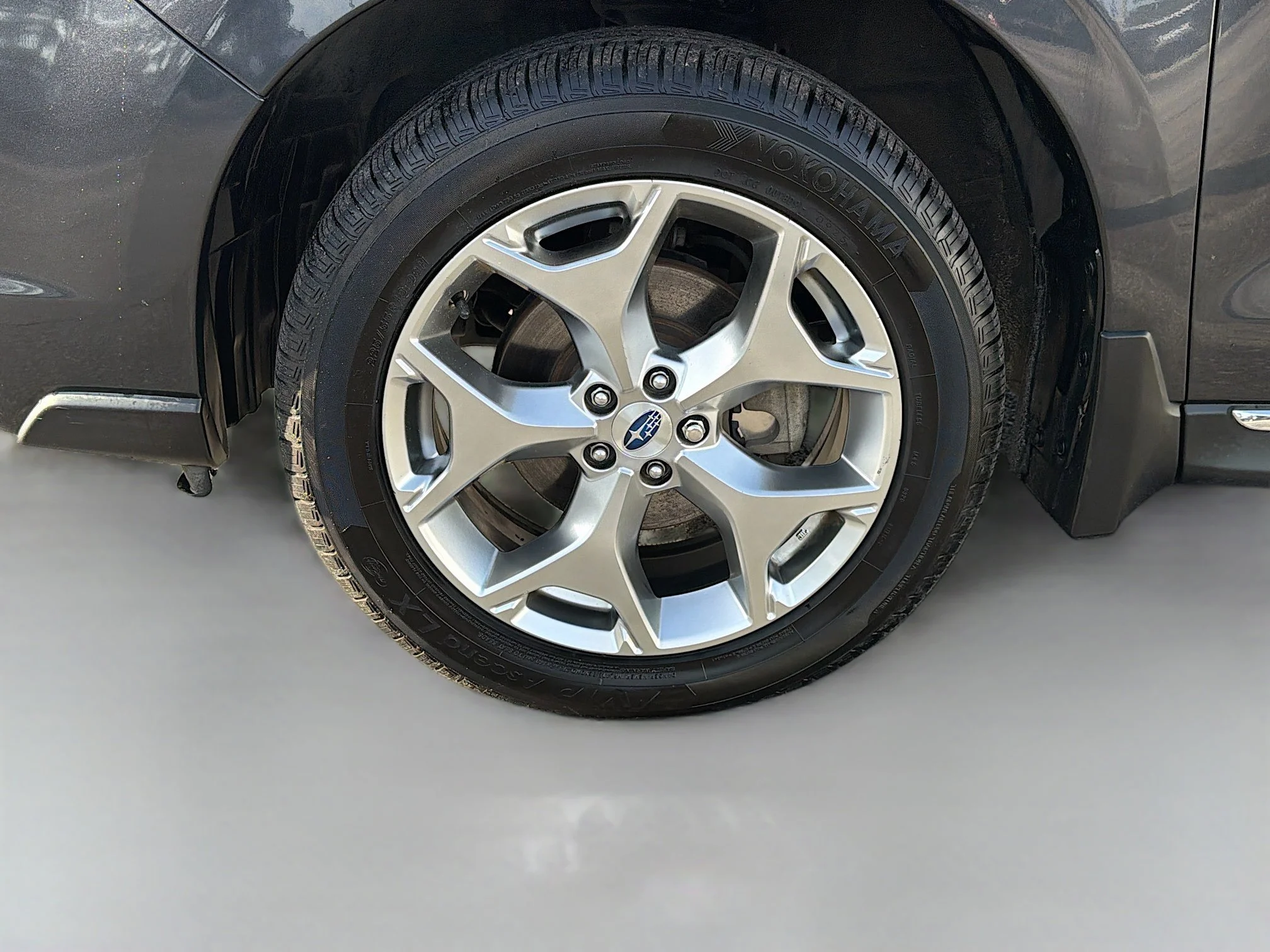 Used 2018 Dark Gray Metallic Subaru Touring image 40