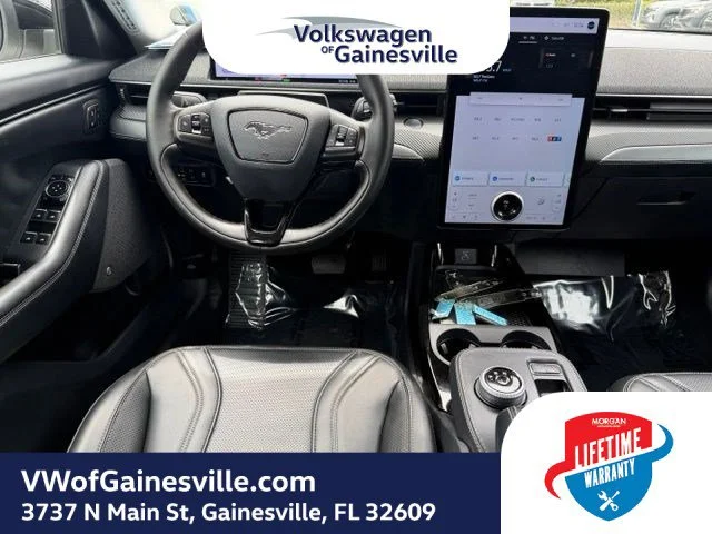 Used 2024 White Metallic Ford Premium image 14