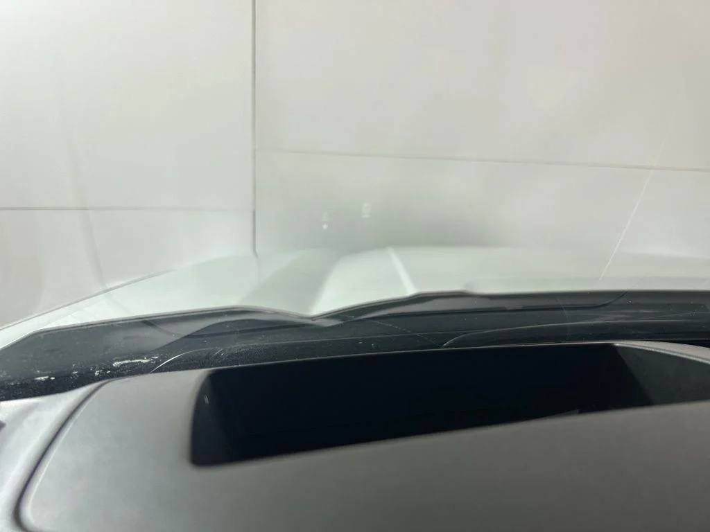 Used 2023 White Frost GMC Denali image 31