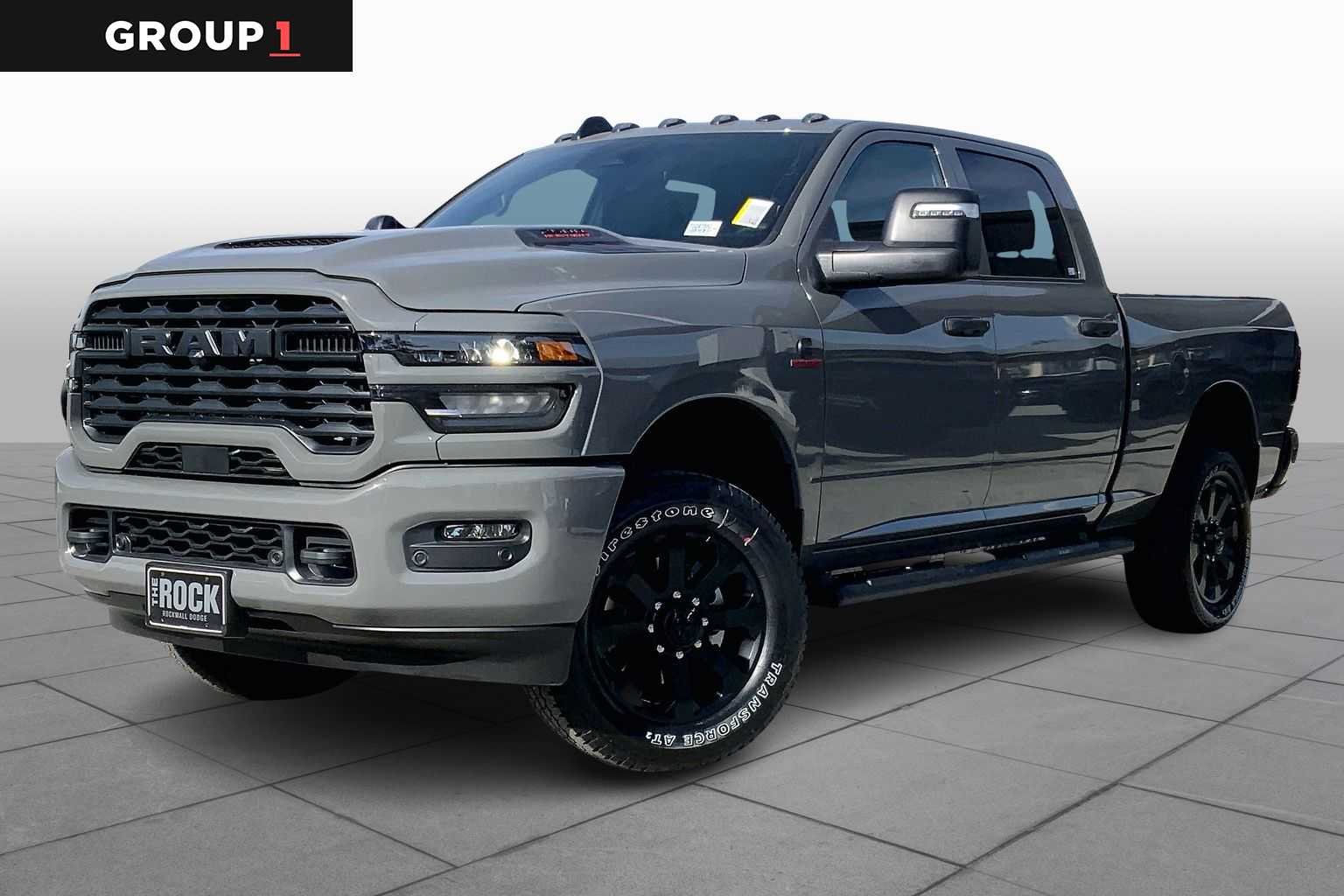 New 2026 RAM 2500 Black Express 4x4 Crew Cab