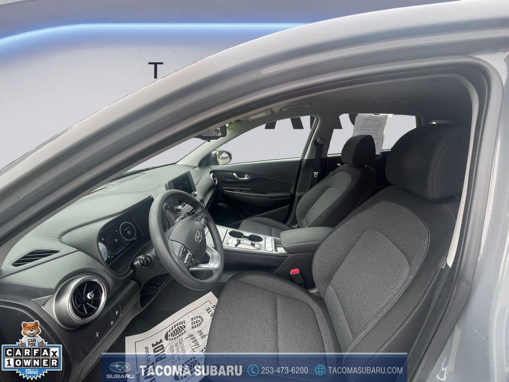 Used 2023 Gray Hyundai SE image 10
