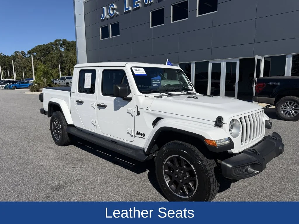 Certified Used 2022 Bright White Clearcoat Jeep Overland image 2